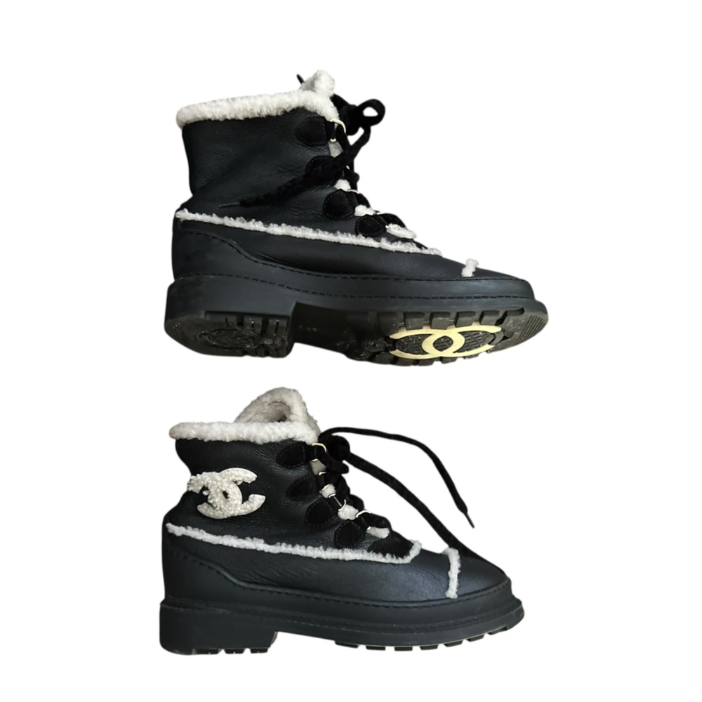 CHANEL Black Calfskin & White Shearling-Trim Lace-Up Sherpa Lined Combat Boots - Picture 8 of 15